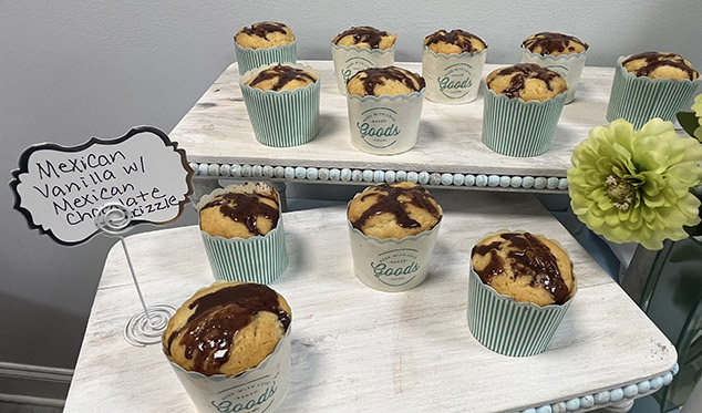 TRACY CAKES Dessert Bars